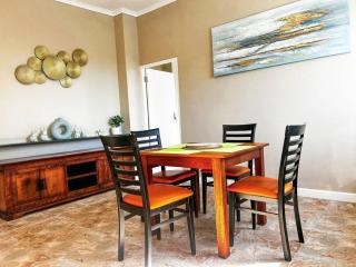 Large 74m2 Aprtm - Cozy Central CPT - 200 Mbps Internet - Città del Capo - 0