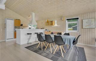 Four-Bedroom Holiday Home In Aabenraa - Aabenraa - 4
