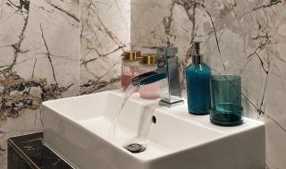 Contemporary Jindřišská Apartment - 2