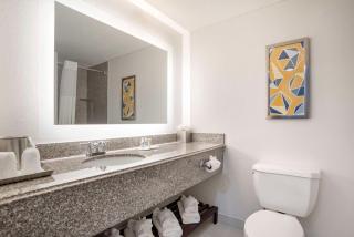 Comfort Inn & Suites New Orleans Airport North - Kenner - 3