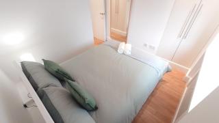 DELUXE TOWER BRIDGE APARTMENTS - 3