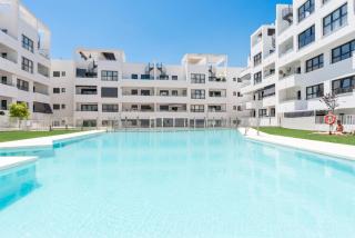Luxury Apartment With Roof Terrace - Central Estepona - Estepona - 8