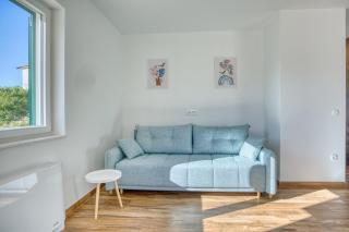 Crowonder Villa Lucija with Large Swimming Pool - Biograd na Moru - 2