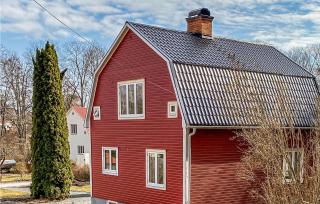Nice Home In Edsbruk With Kitchen - Edsbruk - 5
