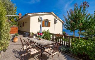 Awesome Apartment In Medveja With Wifi - 2