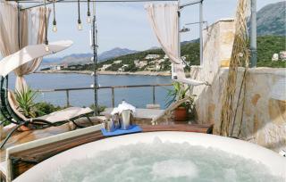 Lovely Apartment In Utjeha With Jacuzzi - Utjeha - 5