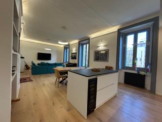 Room in Stunning Central Open Space Apartment - Milan - 5