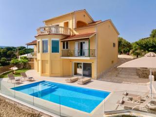 Estasia Luxury Villa with private pool by DadoVillas - Kommeno - 8