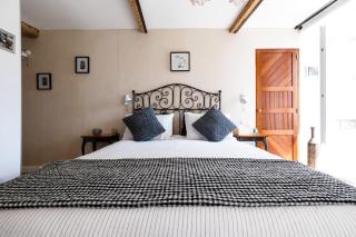 La Sanverine private room historic center Vence - 7