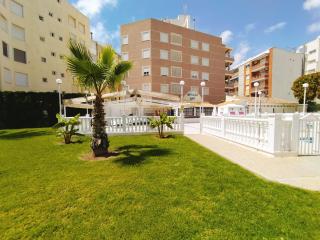 apartamento céntrico en 1ª línea de playa con piscina y garaje - Torrevieja - 3