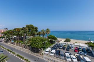 B&B Hotel Savona - Savona - 1