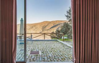 Nice Apartment In Freixo De Espada C - 3