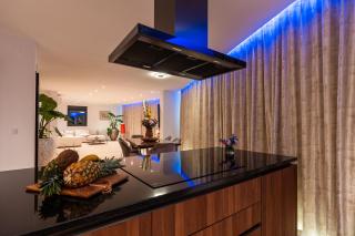 KINGS LANDING 5 stars PENTHOUSE - 5