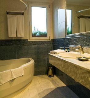 Hotel Suite Mioño Castro Urdiales - Castro-Urdiales - 7