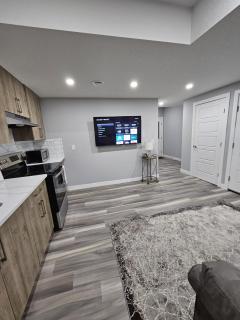 Cozy 2bed Guest suite - 7