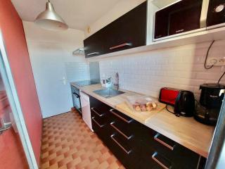 Appartement 2 pièces avec balcon et parking, à 250m de la plage - FR-1-716-3 - 4