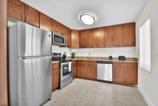 Coastal Getaway Free Parking Fast Wifi - Boca Raton - 9