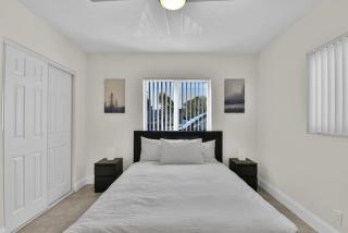 Coastal Getaway Free Parking Fast Wifi - Boca Raton - 6