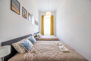 Spacious Cozy Home with 4Bedroom in the Heart of BP - Budapest - 0