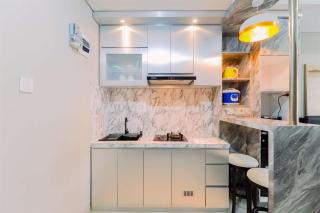 Homey and Minimalist 1BR Royal Sentul Park Apartment By Travelio - 6
