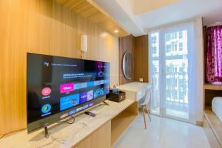 Tidy and Homey Studio at Tokyo Riverside PIK 2 Apartment By Travelio - Rawalembang - 3
