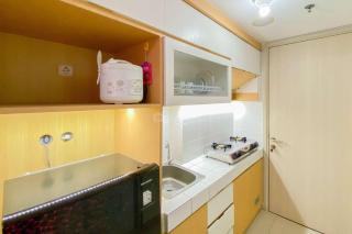 Pleasant and Tidy Studio Apartment Springlake Summarecon Bekasi Apartment By Travelio - Bekasi - 3