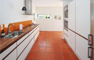2 Bedroom Beautiful Apartment In Samsø - 7