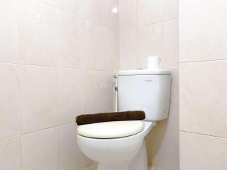 Good Choice and Comfy Studio Springlake Summarecon Bekasi Apartment By Travelio - Bekasi - 5