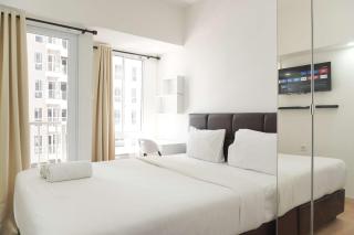 Simply Design and Homey Studio Tokyo Riverside PIK 2 Apartment By Travelio - Rawalembang - 4
