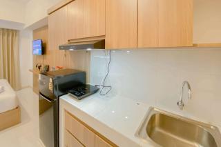 Brand New and Modern Studio at Tokyo Riverside PIK 2 Apartment By Travelio - Rawalembang - 2