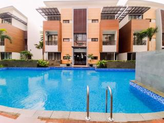 Pool View 3BR Apartment at Asatti BSD City By Travelio - 9