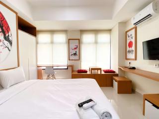 Simple and Cozy Stay Studio Pollux Chadstone Apartment By Travelio - Cikarang - 6