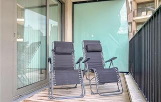 Beautiful Apartment In Oostende - 4