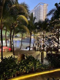 Azure Urban Resort - 2