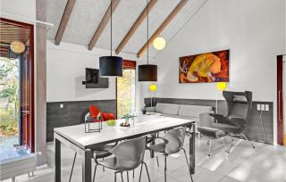 2 Bedroom Awesome Home In Grenaa - 5