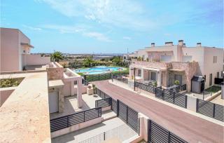 3 Bedroom Gorgeous Home In Torrevieja - Torrevieja - 2