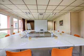Brit Hotel Les Evens - Saint-Saturnin - 5