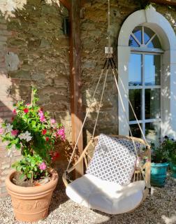 Private Stone Cottage with Starlink & Lake View - 6