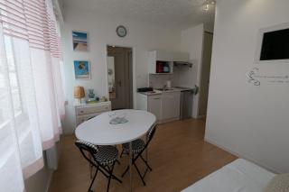 Cozy 24 m studio near the sea - 3