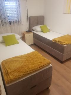 Apartman Kornatska 2 - Tribunj - 0