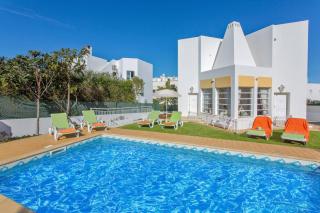 Villa Leonor by Villa Plus - Olhos de Água - 9