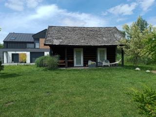 Chatka w trawach - 3