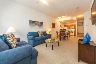 3 Bedroom Budget Home - Private Pool - 2