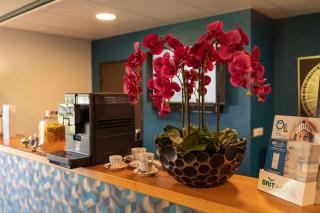 Brit Hotel Confort - La Tour Blanche - Saint-Yrieix-la-Perche - 2