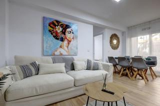 Modern & vibrant, URBAN holiday Flat - Fuengirola - 0