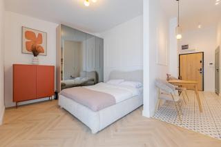 Roosevelta Residence - 2