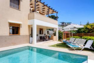 Villa Irines House by Villa Plus - Khromonastírion - 9