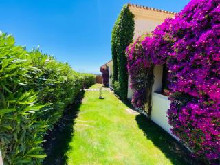 Peaceful 3 Bedroom Villa with Infinity Pool Estepona Marbella - 8