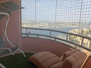 شقة فخمة وواسعة تسع عائلة كبيرة - Ajman - 9