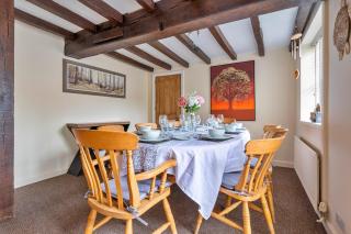 Finest Retreats - Barn Cottage - 8